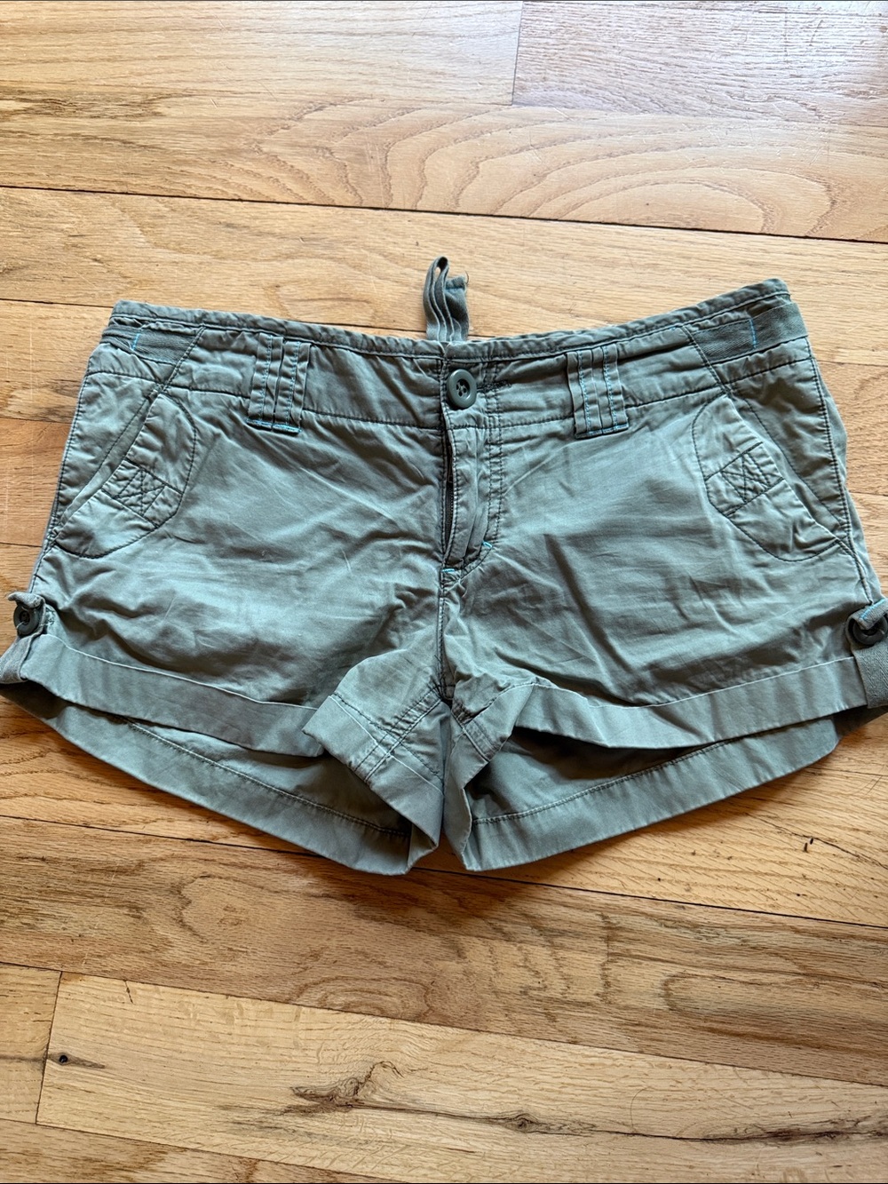 American Eagle Outfitters Olive Green Roll-Hem Utility Shorts